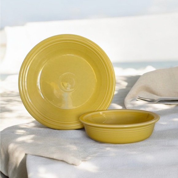 Fiestaware Other - Fiestaware Classic Rim 2-Piece Place Setting Sunflower